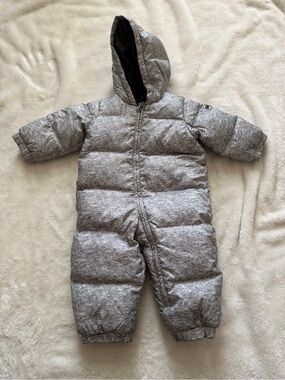Baby Gap Down-Filled Snowsuit Bunting Gray Heather 12-18M Winter